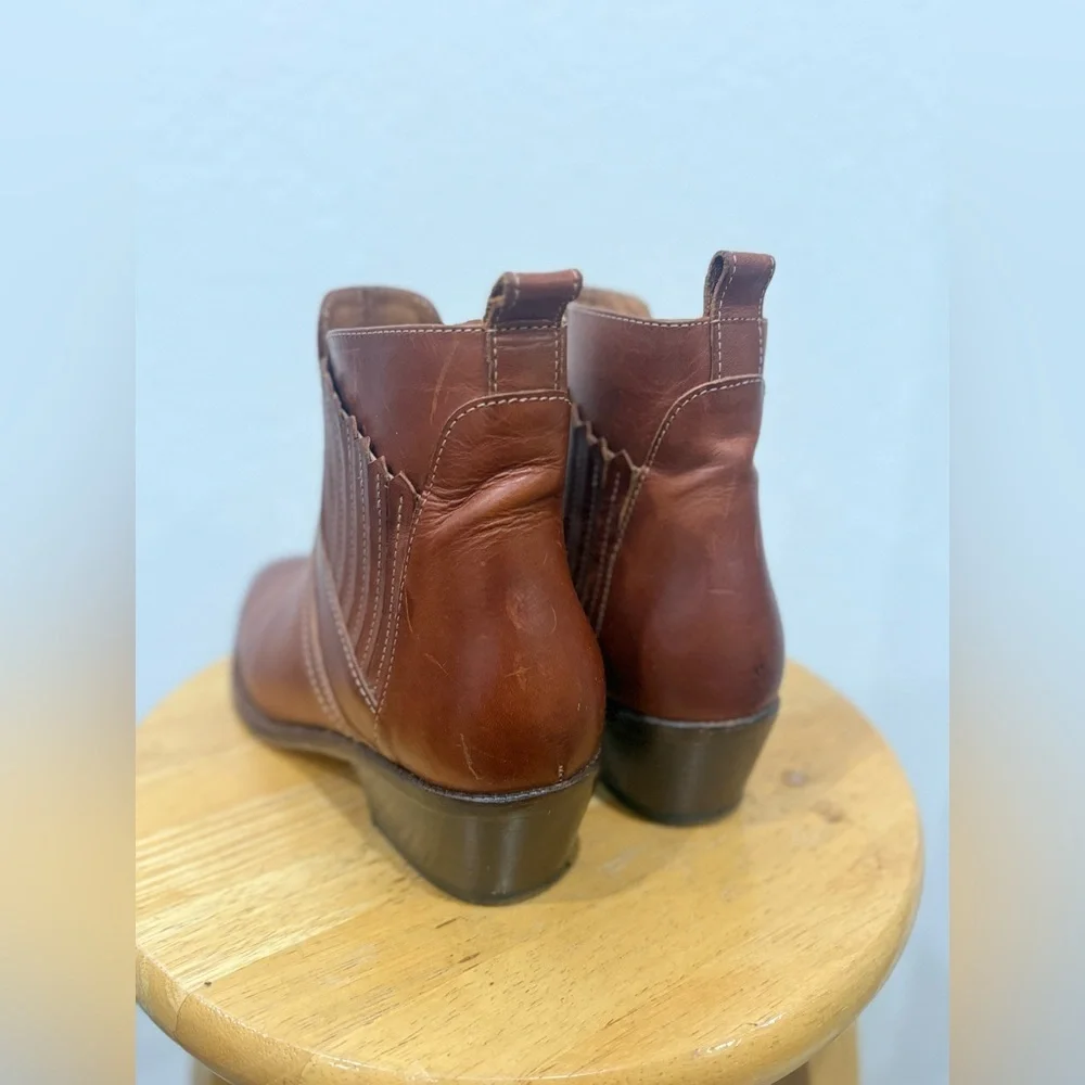 Vanessa Bruno Santiag Cognac Leather Western Ankle Boots – EU 37, US 6.5/7